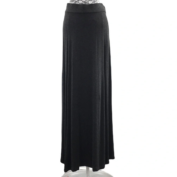 Lou & Grey Black A Line Full Skirt Womens Small Pleated Signature Soft Midi - Picture 1 of 9